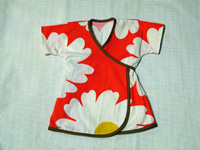 punainen mekko