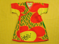 oranssi mekko